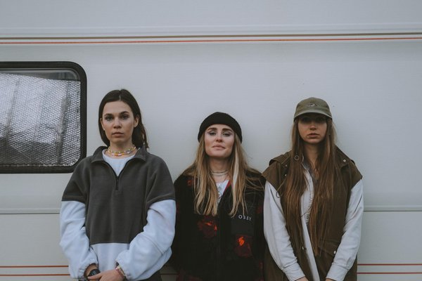 Guide ultime pour choisir les sacs à main en raphia idéaux afin d"affirmer votre style estival et chic !